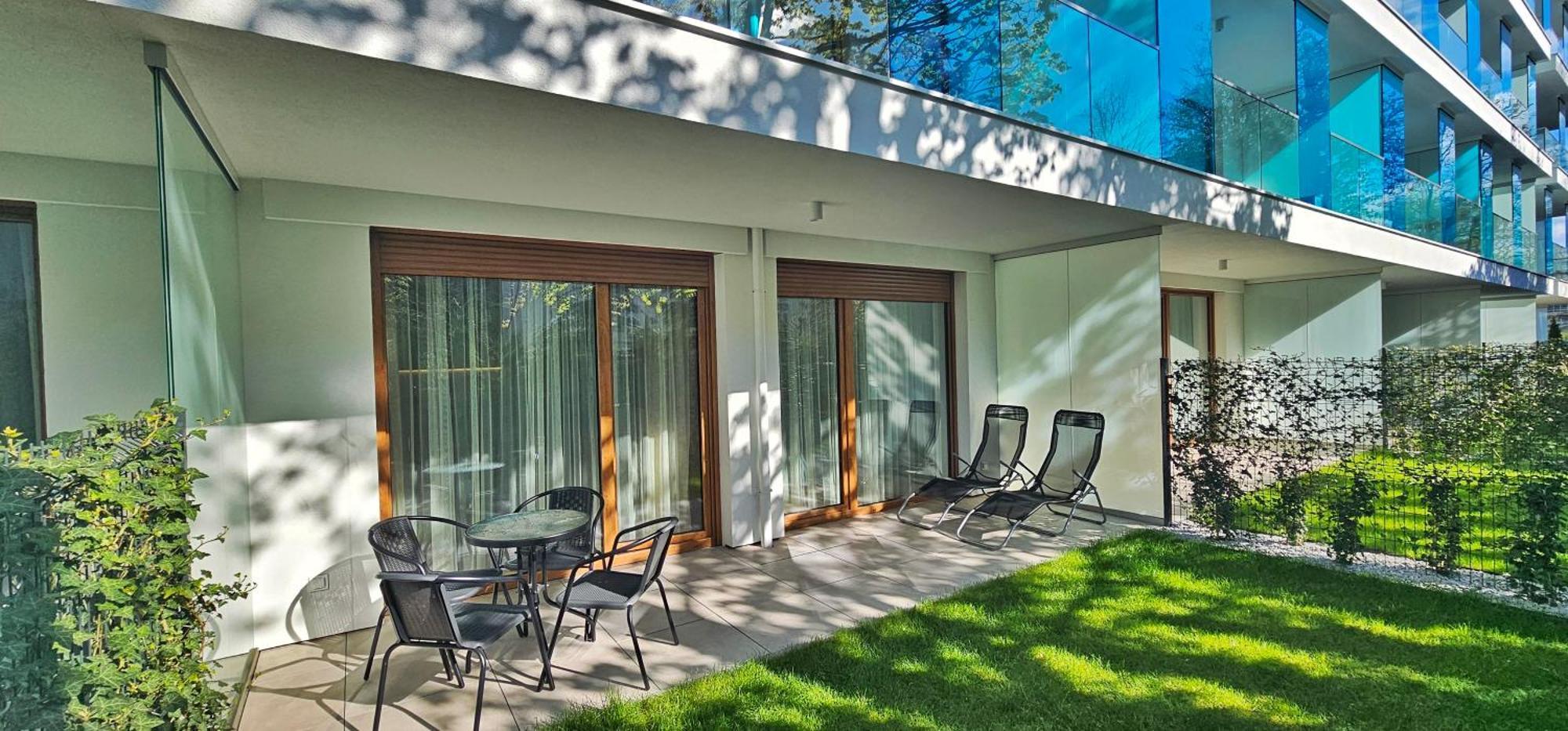 Apartament Whiteblue Kolobrzeg Z Duzym Ogrodkiem - 100 M Od Plazy! Whiteblue Kolberg Apartment Mit Grossem Garten - 100 M Vom Strand Entfernt! Whiteblue Kolobrzeg Apartman S Velkou Zahradou - 100 M Od Plaze! Εξωτερικό φωτογραφία